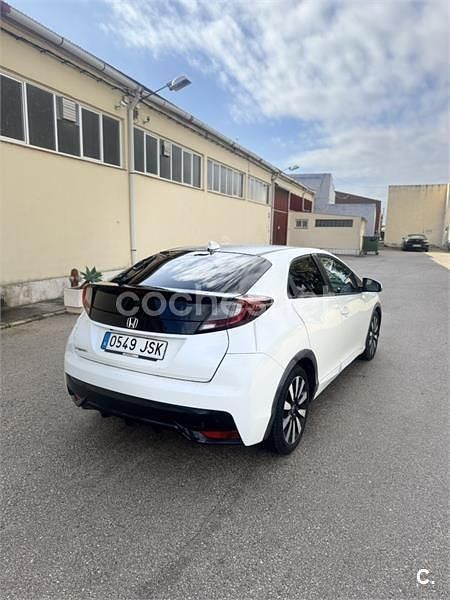 Usado Honda Civic Sport 120 CV (88 kW) 2016 Blanco Berlina