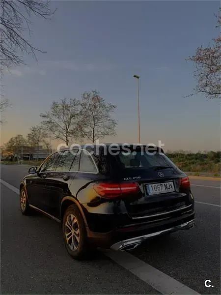 Usado Mercedes GLC250 204 CV (150 kW) 2015 Negro SUV