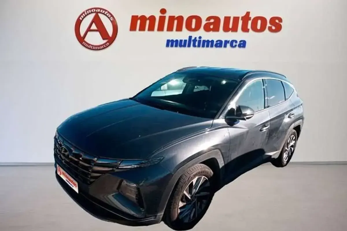 Usado Hyundai Tucson 136 CV (100 kW) 2022 Gris SUV