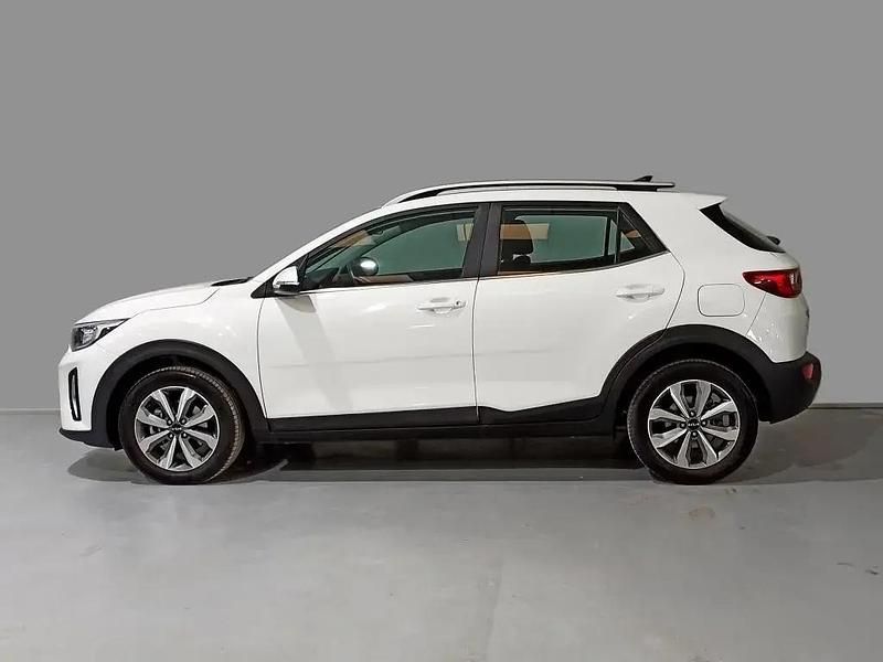Usado Kia Stonic 100 CV (73 kW) 2024 Otro SUV