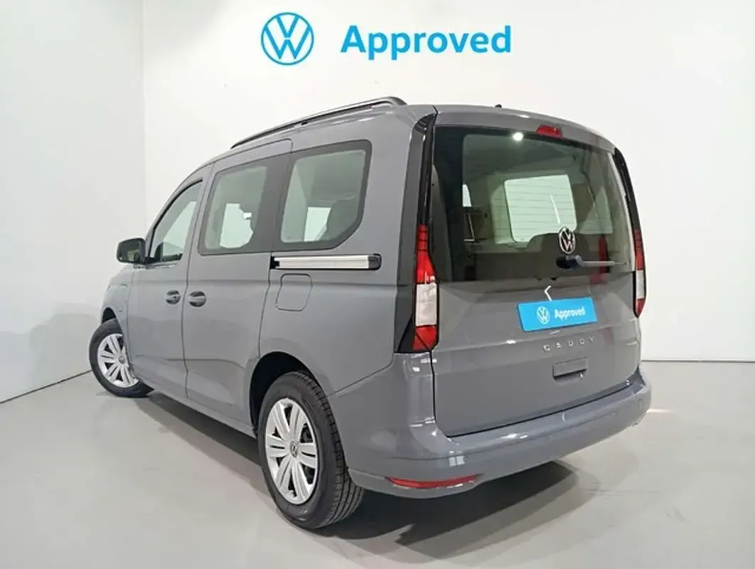 Usado VW Caddy 116 CV (85 kW) 2026 Gris Monovolumen