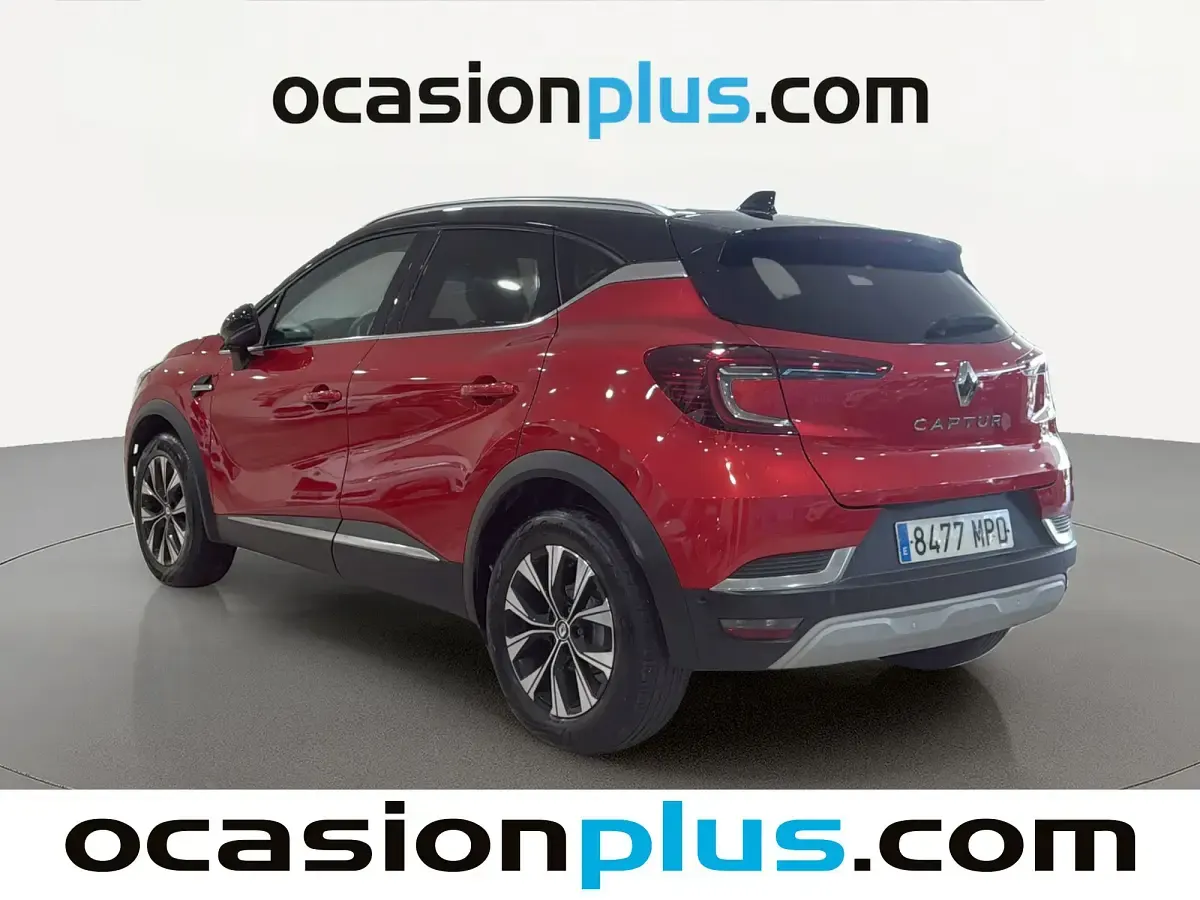 Usado Renault Captur Techno 91 CV (66 kW) 2024 Rojo SUV
