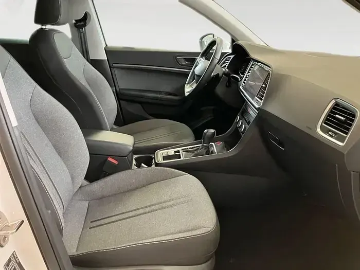 Usado Seat Ateca Style 150 CV (110 kW) 2025 Blanco SUV