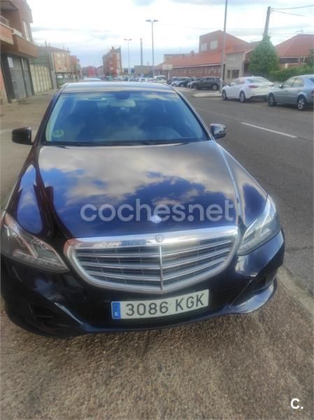Azul Usado 2014 Mercedes E250 Avantgarde Berlina | 18.000 € (Precio justo) - Imagen 1/4