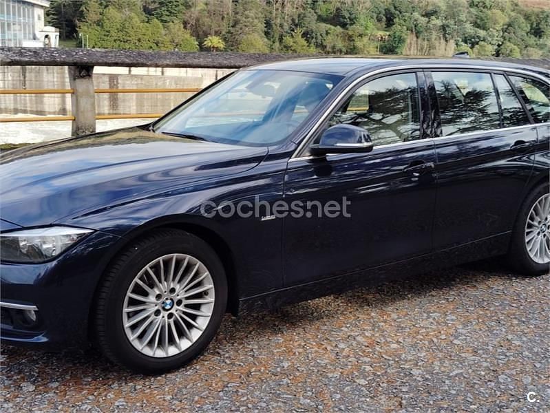 Usado BMW 318 Luxury Line 150 CV (110 kW) 2017 Azul Familiar