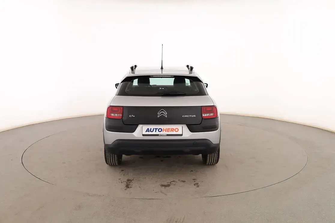 Usado Citroën C4 Feel 82 CV (60 kW) 2016 Gris SUV