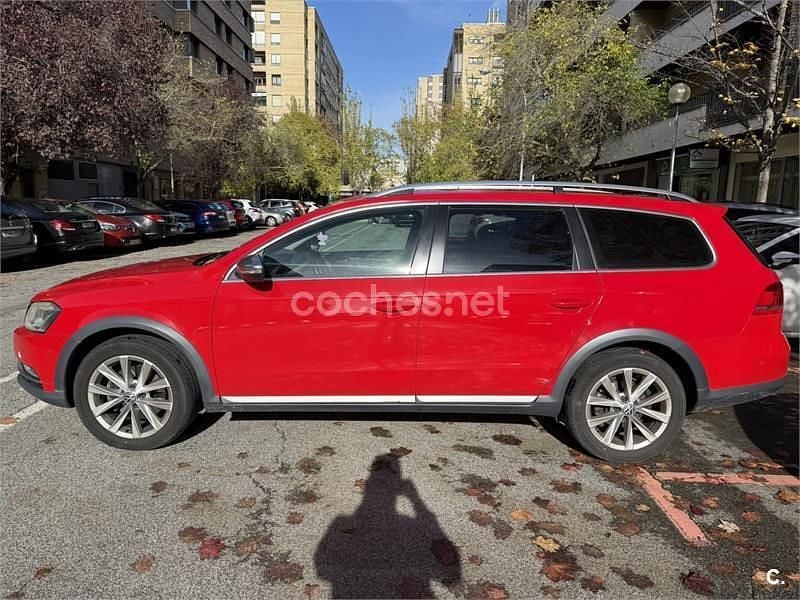 Rojo Usado 2012 VW Passat Alltrack Familiar | 9500 € - Imagen 1/4