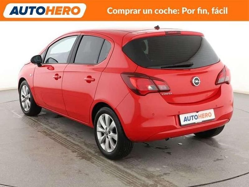 Usado Opel Corsa Selective 90 CV (66 kW) 2018 Rojo Utilitario
