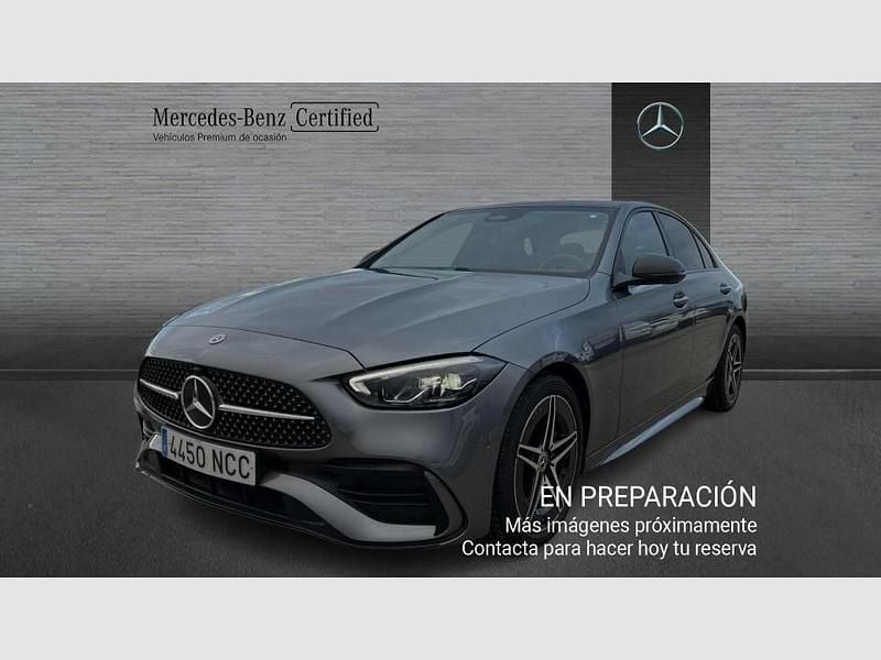 Usado Mercedes C220 AMG line 200 CV (147 kW) 2025 Gris selenita (metalizado) Berlina