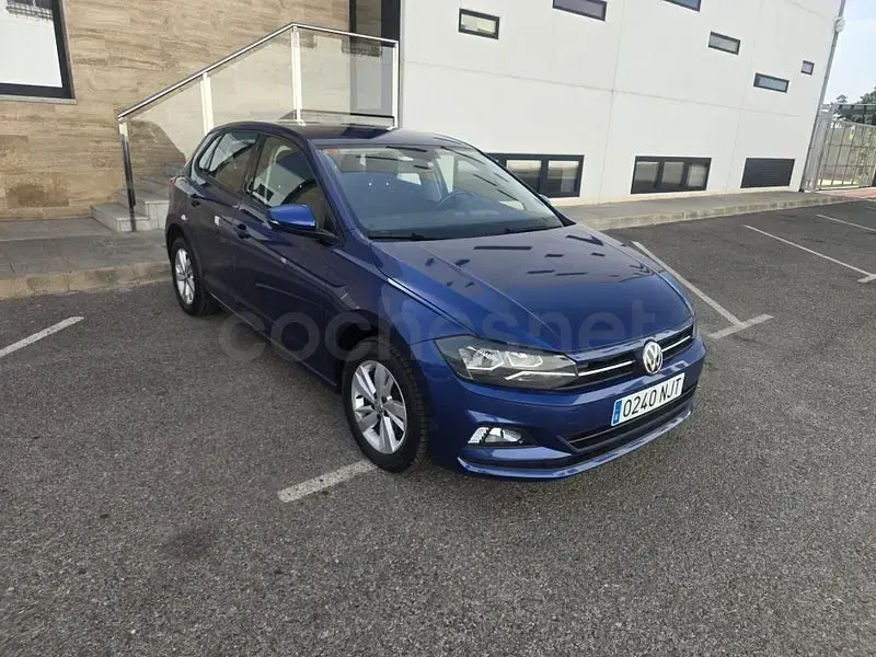 Usado VW Polo Advance 95 CV (69 kW) 2019 Azul Utilitario
