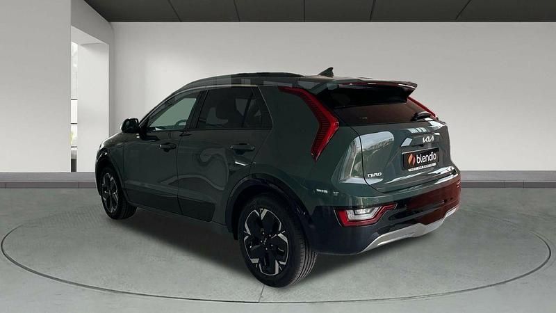 Usado Kia e-Niro 150 kW (204 CV) 2025 Verde SUV