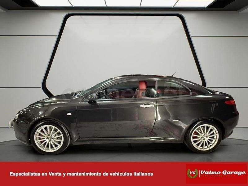 Usado Alfa Romeo GT Distinctive 240 CV (176 kW) 2006 Negro Coupe