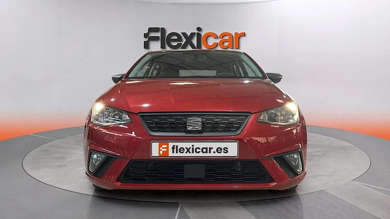 Usado Seat Ibiza Reference 80 CV (58 kW) 2019 Rojo Utilitario