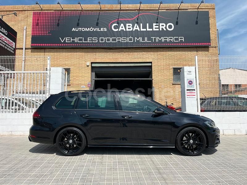 Usado VW Golf VII R 310 CV (228 kW) 2017 Negro Familiar