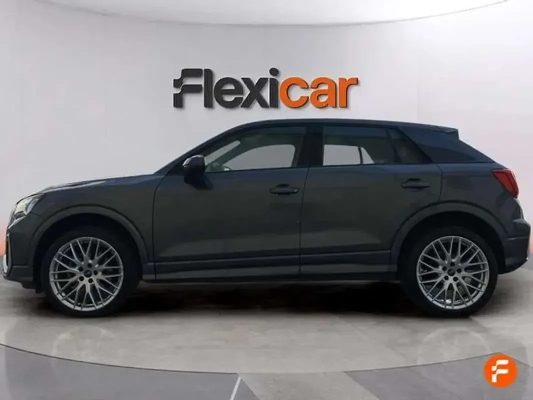 Usado Audi Q2 150 CV (110 kW) 2024 Gris SUV