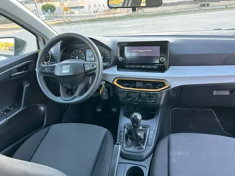 Usado Seat Ibiza Reference 80 CV (58 kW) 2022 Blanco Utilitario