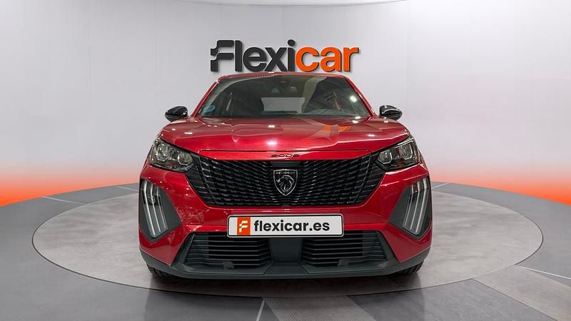 Usado Peugeot 2008 Active 100 CV (73 kW) 2023 Rojo SUV