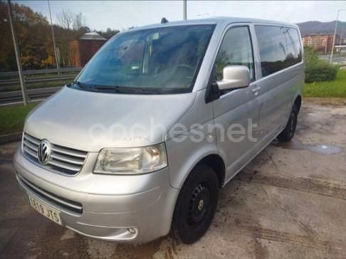 Gris / plata Usado 2004 VW Multivan Van | 9990 € (Buen precio) - Imagen 1/4