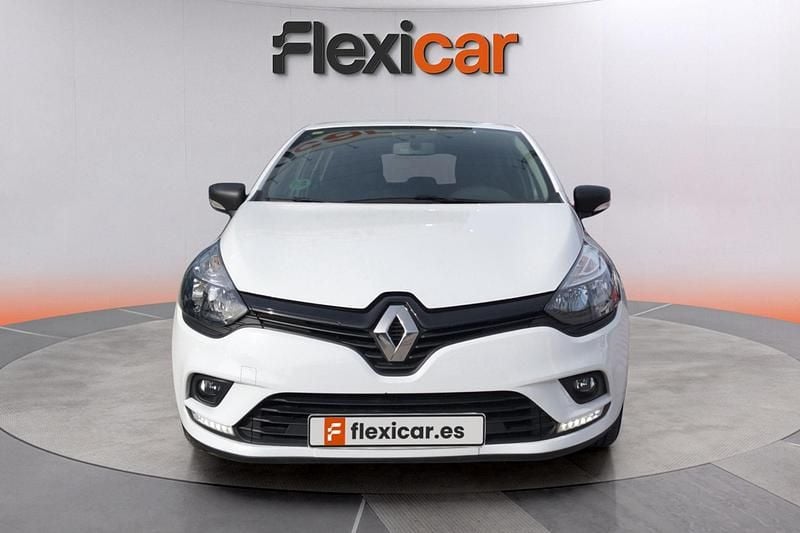 Usado Renault Clio IV Life 75 CV (55 kW) 2017 Blanco Berlina