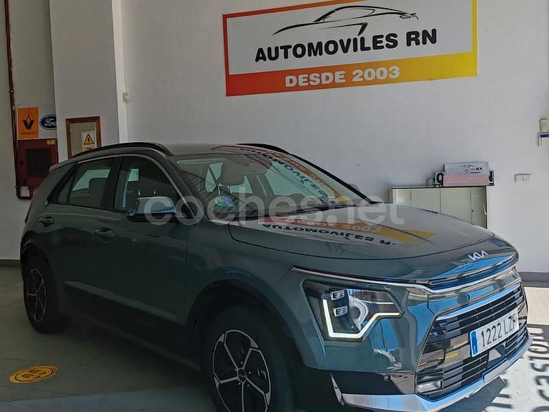 Verde Usado 2024 Kia Niro SUV | 23.900 € (Precio justo) - Imagen 1/4