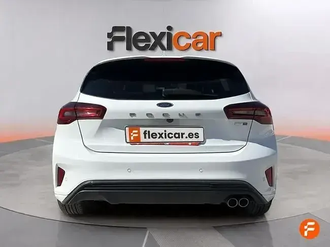 Usado Ford Focus ST-Line X 125 CV (91 kW) 2022 Blanco Berlina