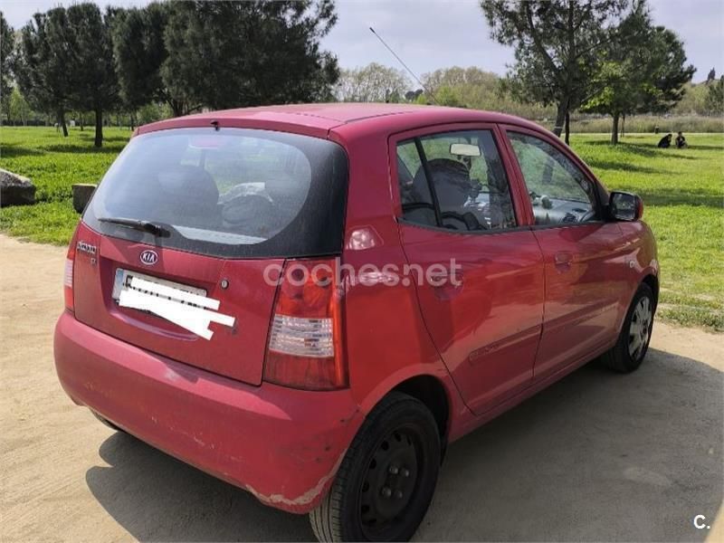 Rojo Usado 2004 Kia Picanto EX Utilitario | 2500 € (Precio justo) - Imagen 1/4