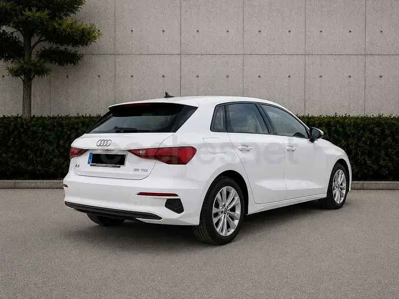 Usado Audi A3 Advanced Plus 150 CV (110 kW) 2023 Blanco Berlina
