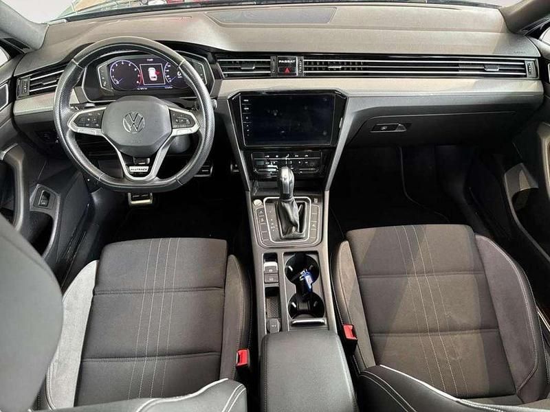 Usado VW Passat 280 CV (205 kW) 2021 Azul SUV