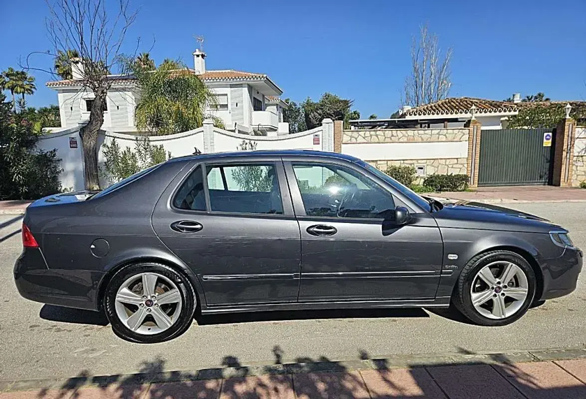 Usado Saab 9-3 Aero 210 CV (154 kW) 2010 Gris Berlina