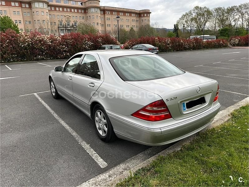 Usado Mercedes S320 231 CV (169 kW) 1999 Gris / plata Berlina