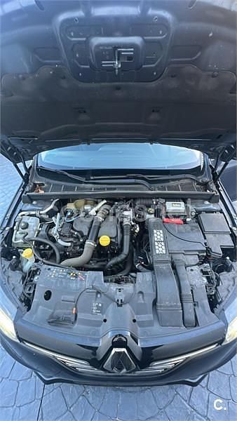 Usado Renault Mégane IV Bose Edition 110 CV (80 kW) 2018 Gris / plata Berlina