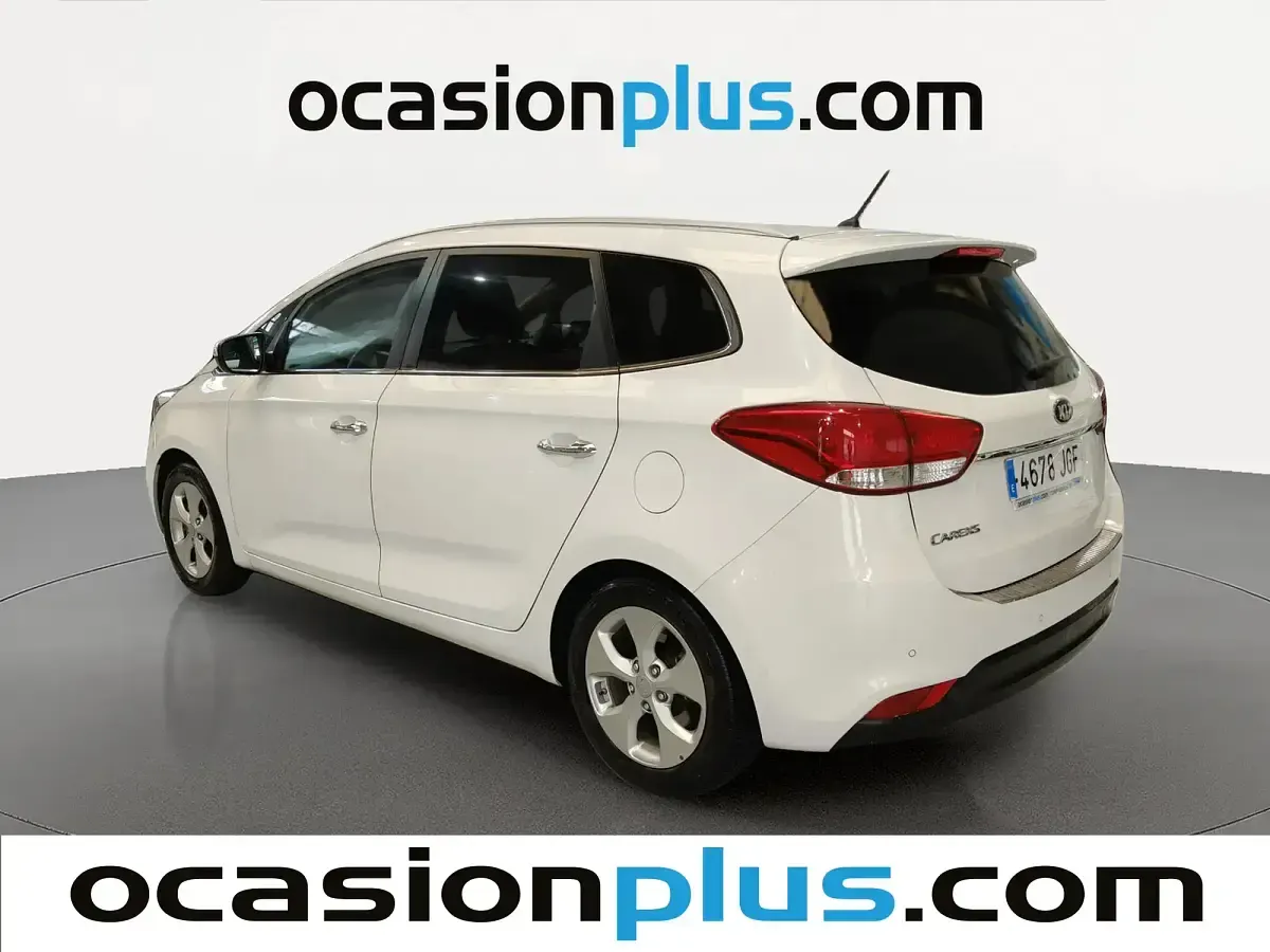 Usado Kia Carens 135 CV (99 kW) 2015 Blanco Monovolumen