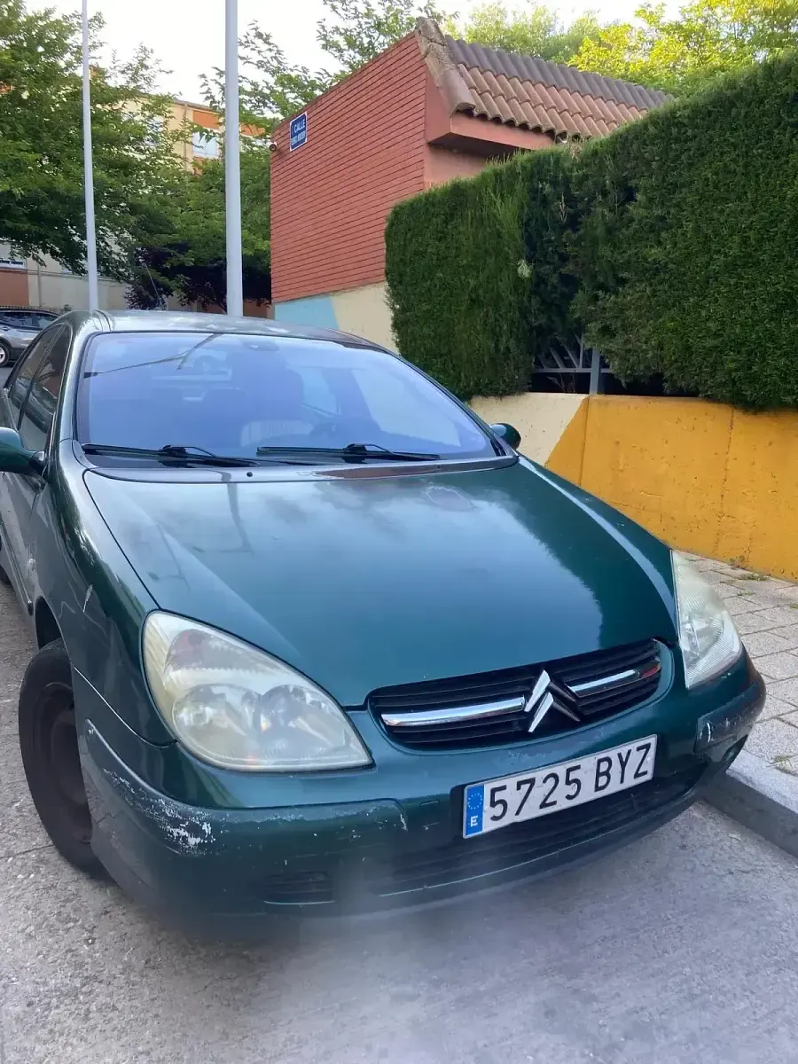 Usado Citroën C5 110 CV (80 kW) 2001 Verde