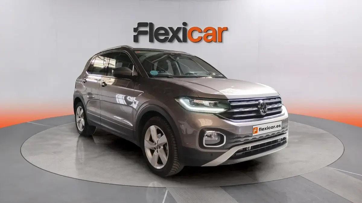 Usado VW T-Cross Advance 110 CV (80 kW) 2021 SUV
