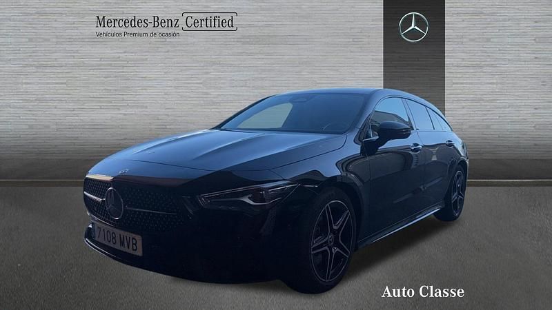 Negro noche Usado 2024 Mercedes CLA200 Shooting Brake AMG line Familiar | 35.900 € (Precio justo) - Imagen 1/4