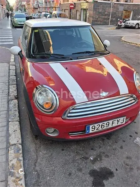 Usado Mini ONE 90 CV (66 kW) 2007 Rojo Utilitario