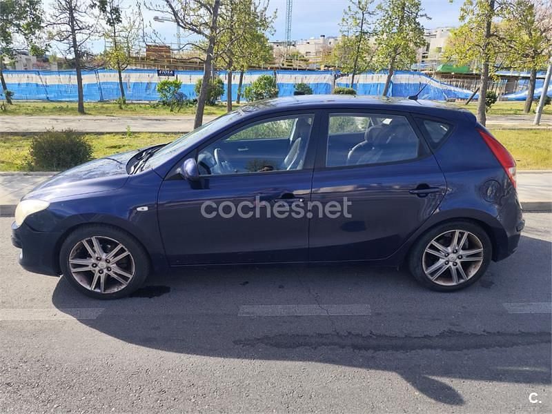Usado Hyundai i30 Sport 115 CV (84 kW) 2009 Azul Berlina