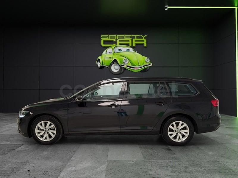 Usado VW Passat Business 122 CV (89 kW) 2020 Negro Familiar