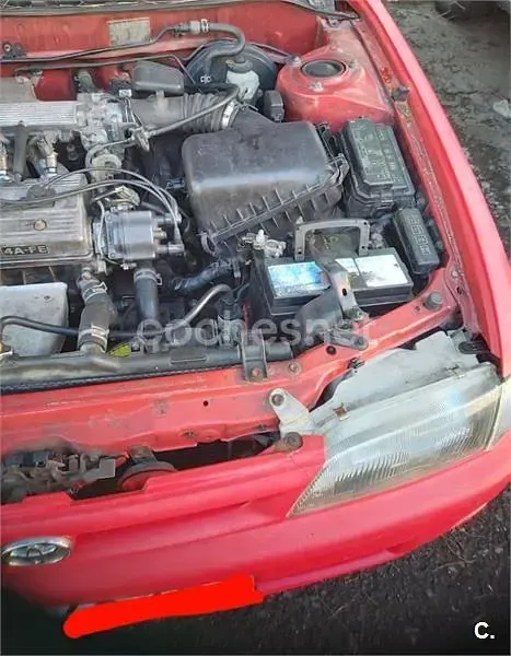 Usado Toyota Corolla Terra 110 CV (80 kW) 1996 Rojo Berlina