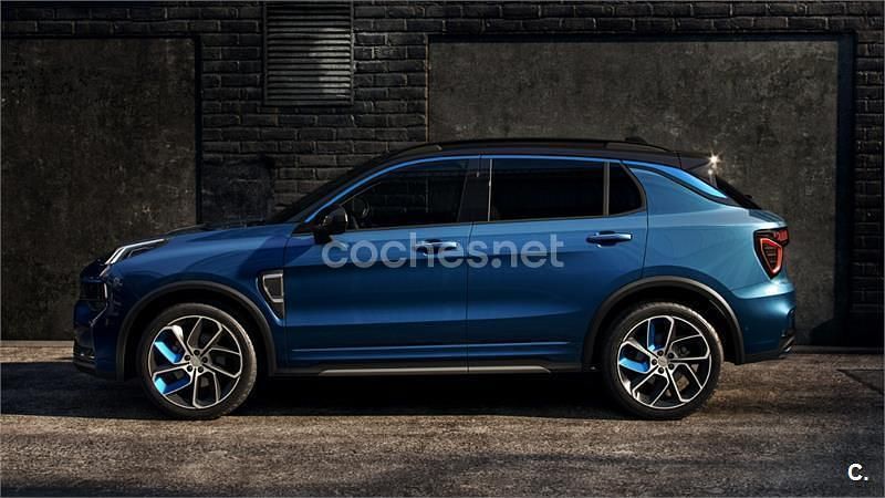 Azul Usado 2022 Lynk & Co 01 SUV | 25.500 € (Precio justo) - Imagen 1/4
