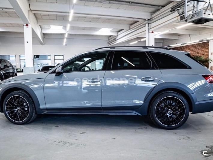 Gris / plata Usado 2021 Audi A4 Allroad Business Familiar | 39.500 € (Caro) - Imagen 1/4