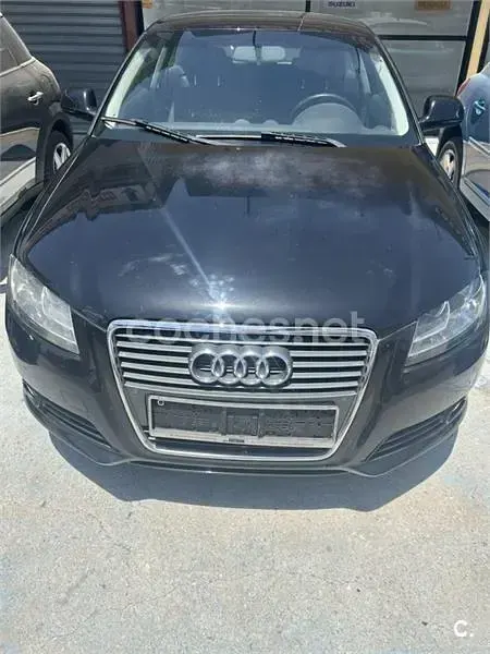 Usado Audi A3 Ambiente 105 CV (77 kW) 2008 Negro Utilitario