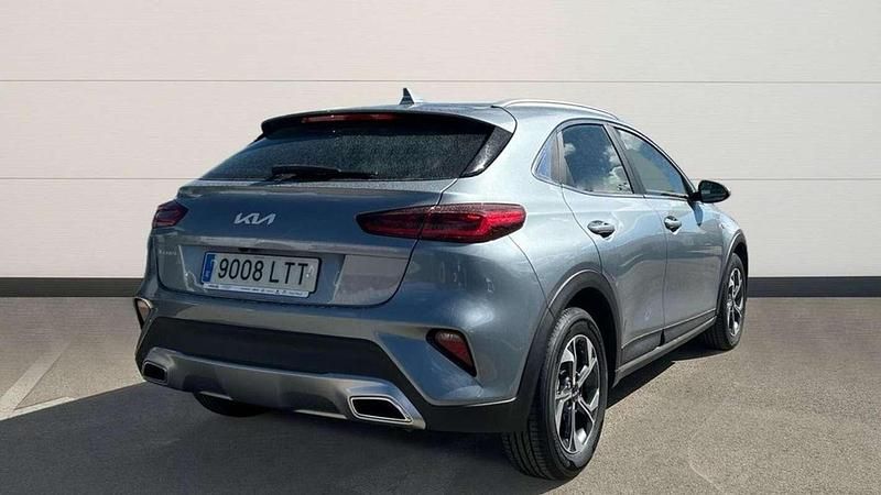 Usado Kia XCeed 116 CV (85 kW) 2021 Plateado SUV