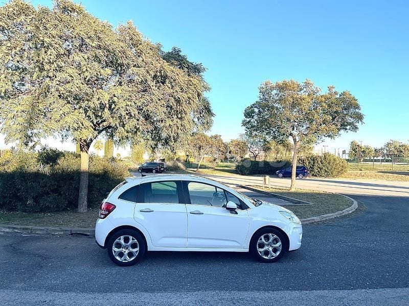 Usado Citroën C3 73 HP (53 kW) 2012 Branco Sedan
