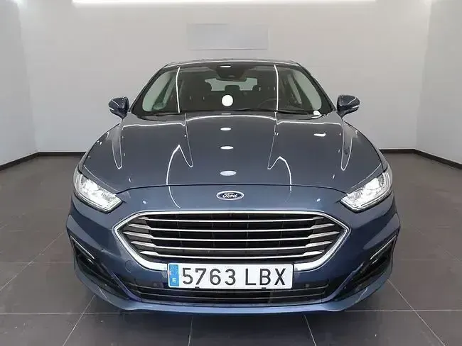 Usado Ford Mondeo Trend 150 CV (110 kW) 2019 Azul Berlina