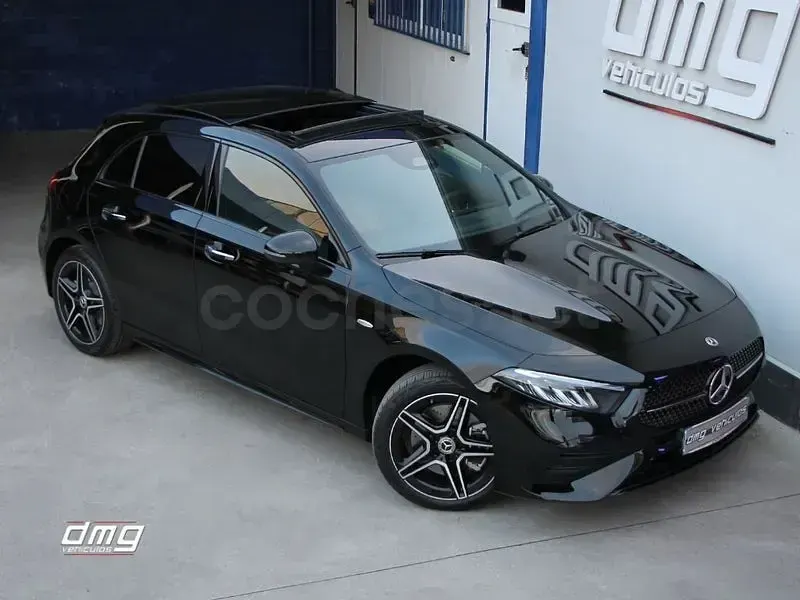 Nuevo Mercedes A250 218 CV (160 kW) 2025 Negro Berlina