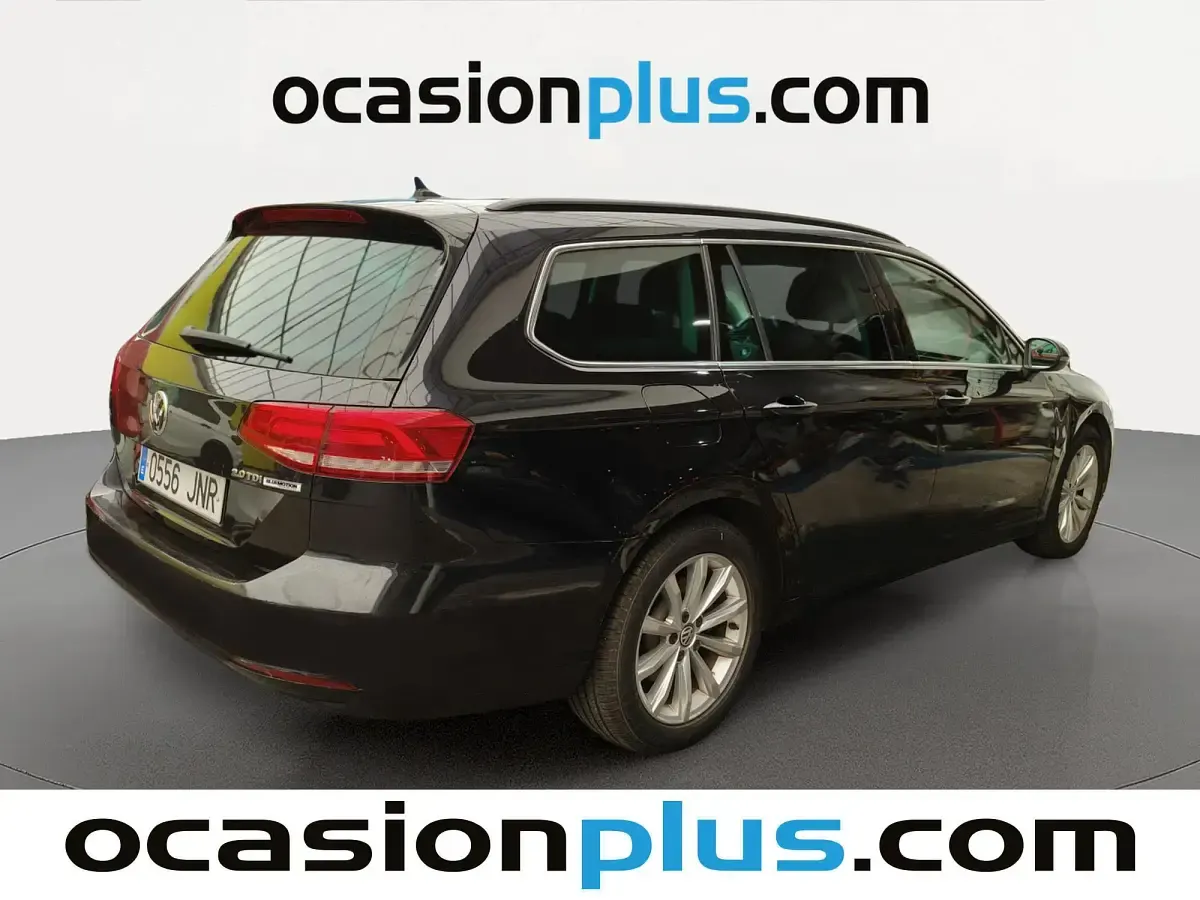 Usado VW Passat Advance 150 CV (110 kW) 2016 Negro Familiar