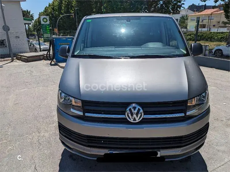 Usado VW Multivan 150 CV (110 kW) 2018 Gris / plata Monovolumen