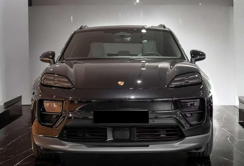 Usado Porsche Macan 300 kW (408 CV) 2025 Negro SUV