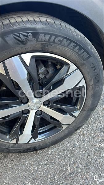 Usado Peugeot 5008 GT-line 150 CV (110 kW) 2017 Verde SUV